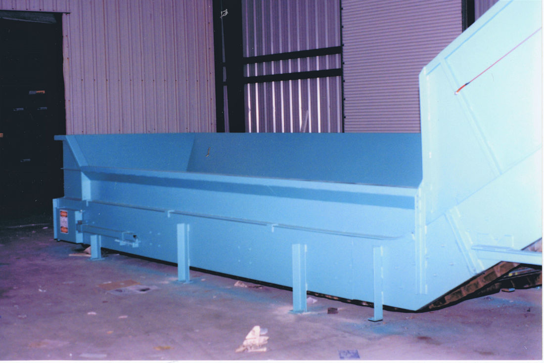 Chain belt conveyor with its new horizontal loading section after refurbishing